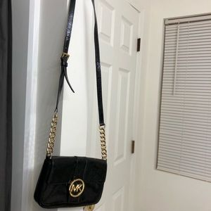 Michael Kors crossbody purse